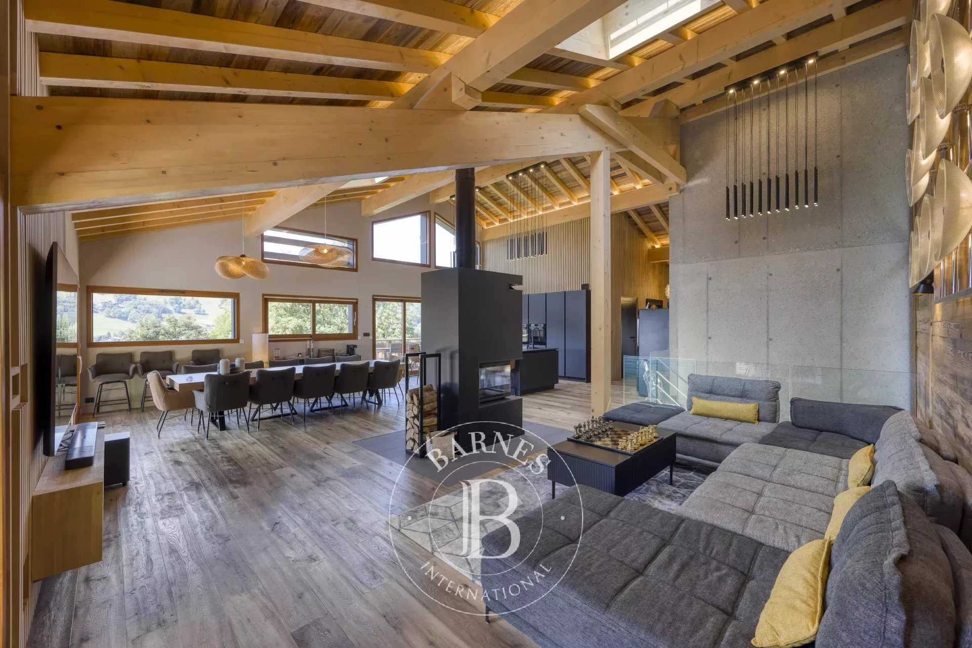 Chalet Megève  -  ref 85337146 (picture 2)