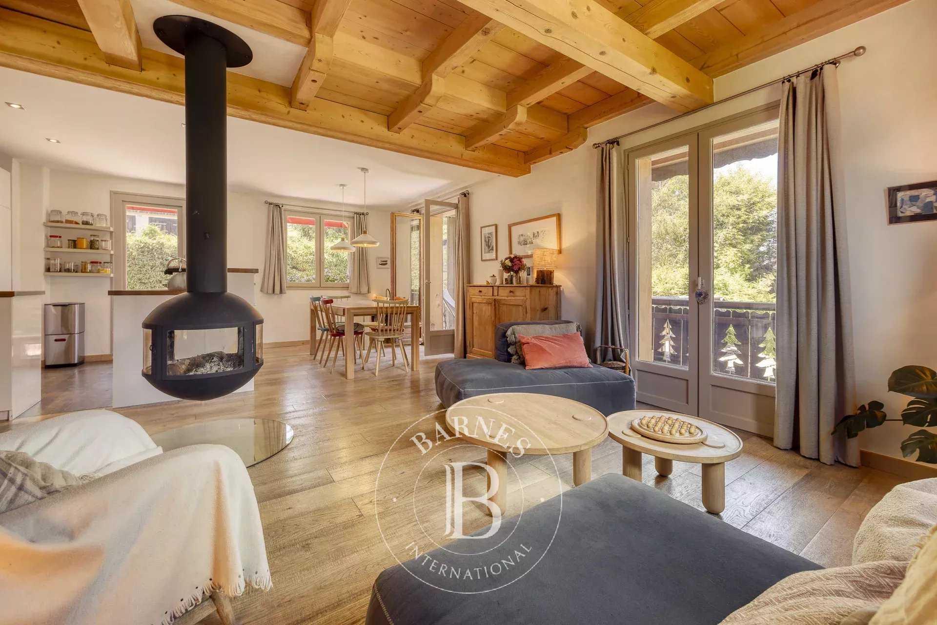 Chalet Praz-sur-Arly  -  ref 85041854 (picture 1)
