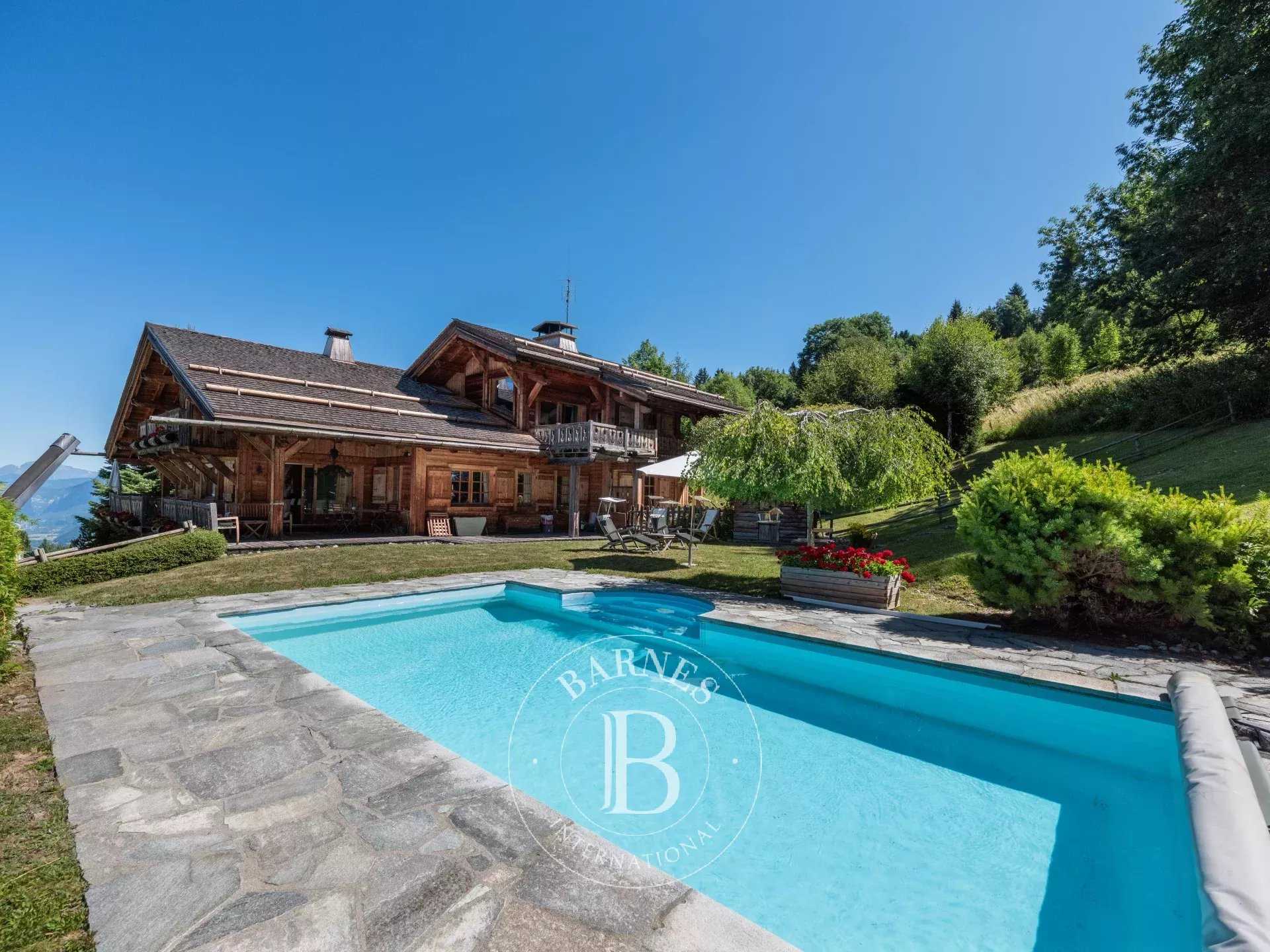Chalet Megève  -  ref 86126896 (picture 1)