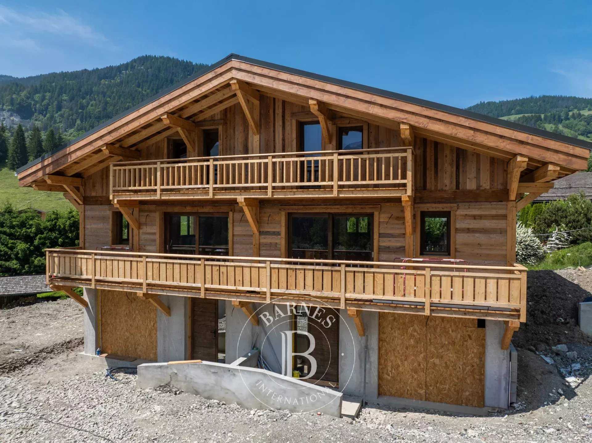Chalet Megève  -  ref 86001184 (picture 1)