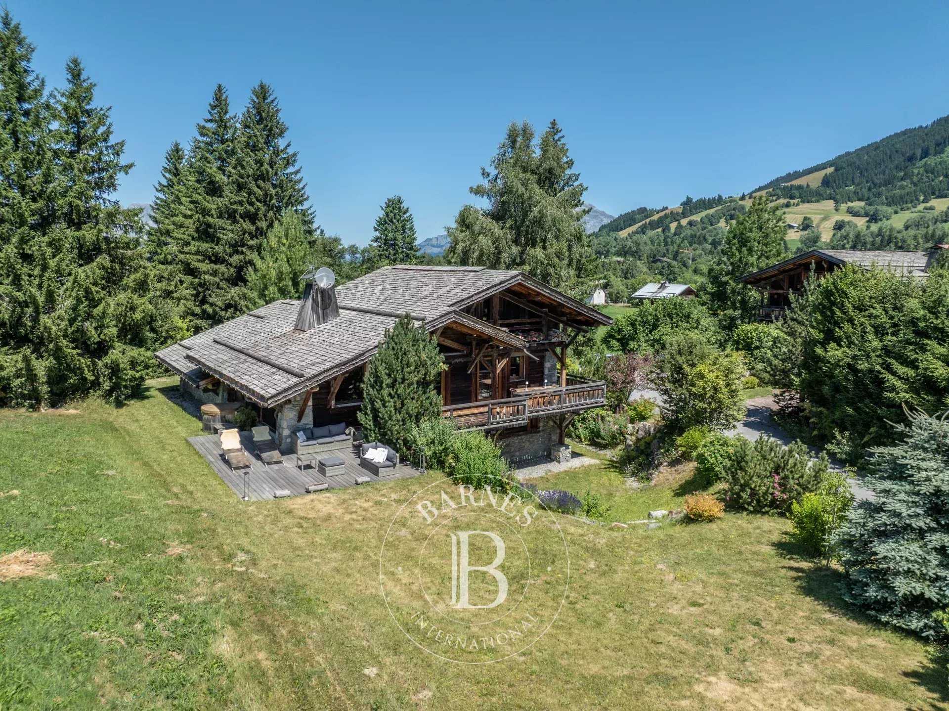 Chalet Megève  -  ref 86125195 (picture 1)