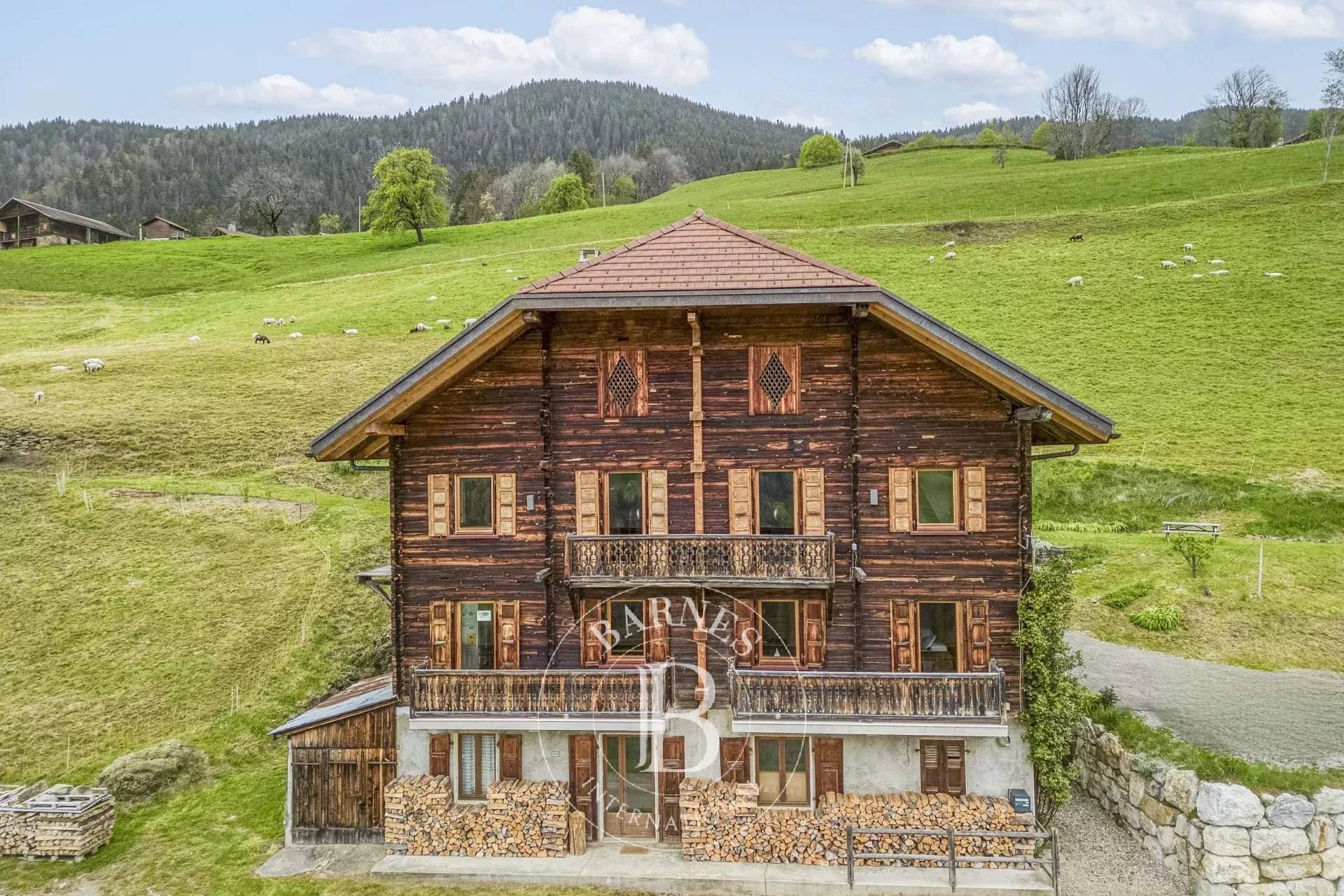 Manigod  - Chalet 5 Pi&egrave;ces 3 Chambres - picture 3