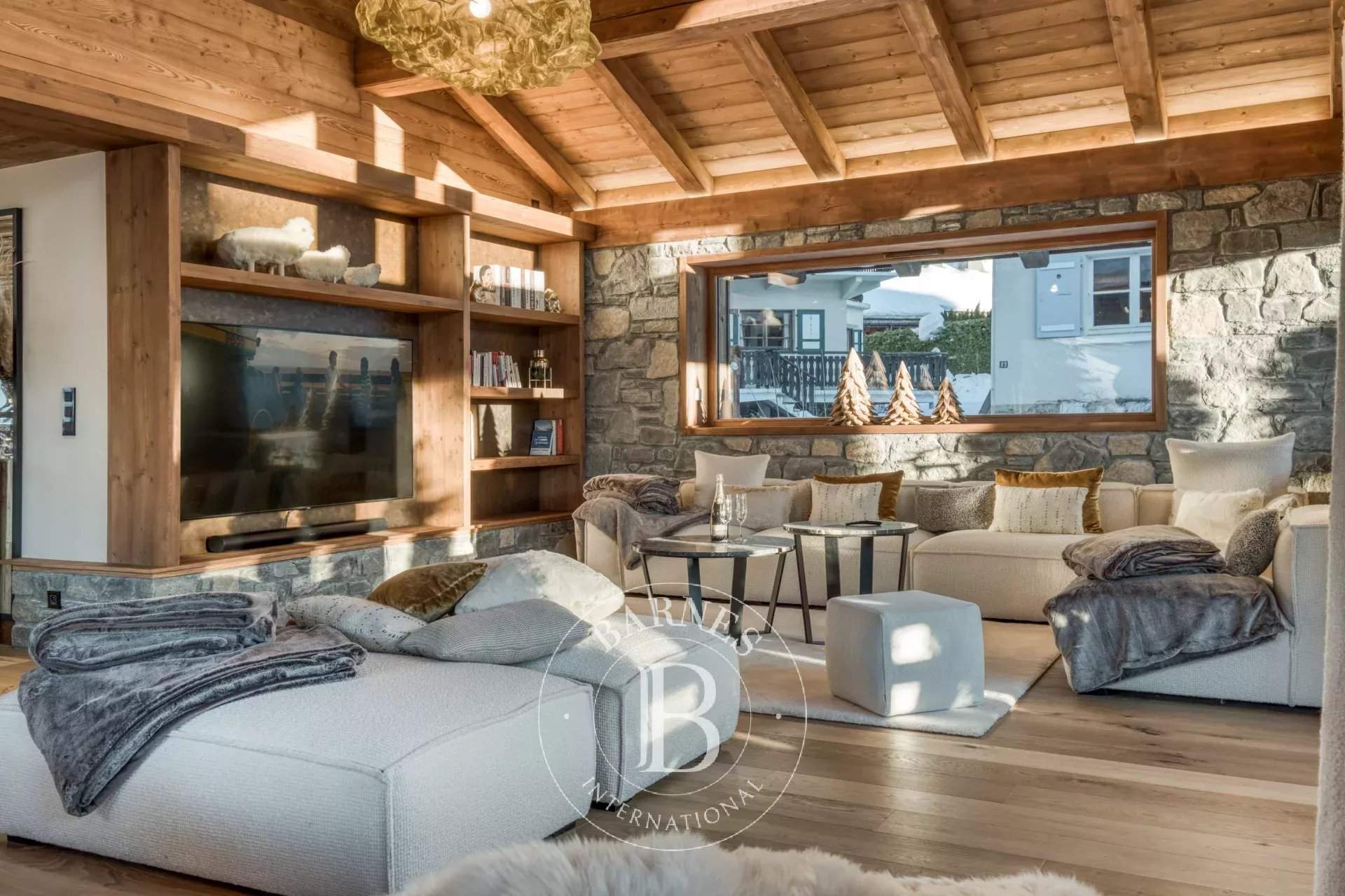 CHALET WHYMPER picture 15