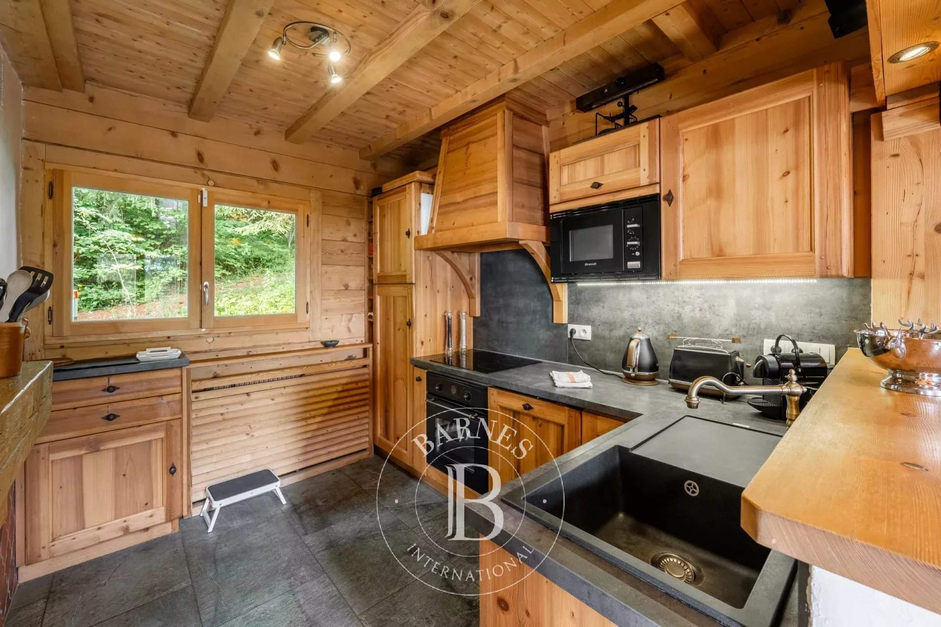 Arâches-la-Frasse  - Chalet 9 Pi&egrave;ces 4 Chambres - picture 8