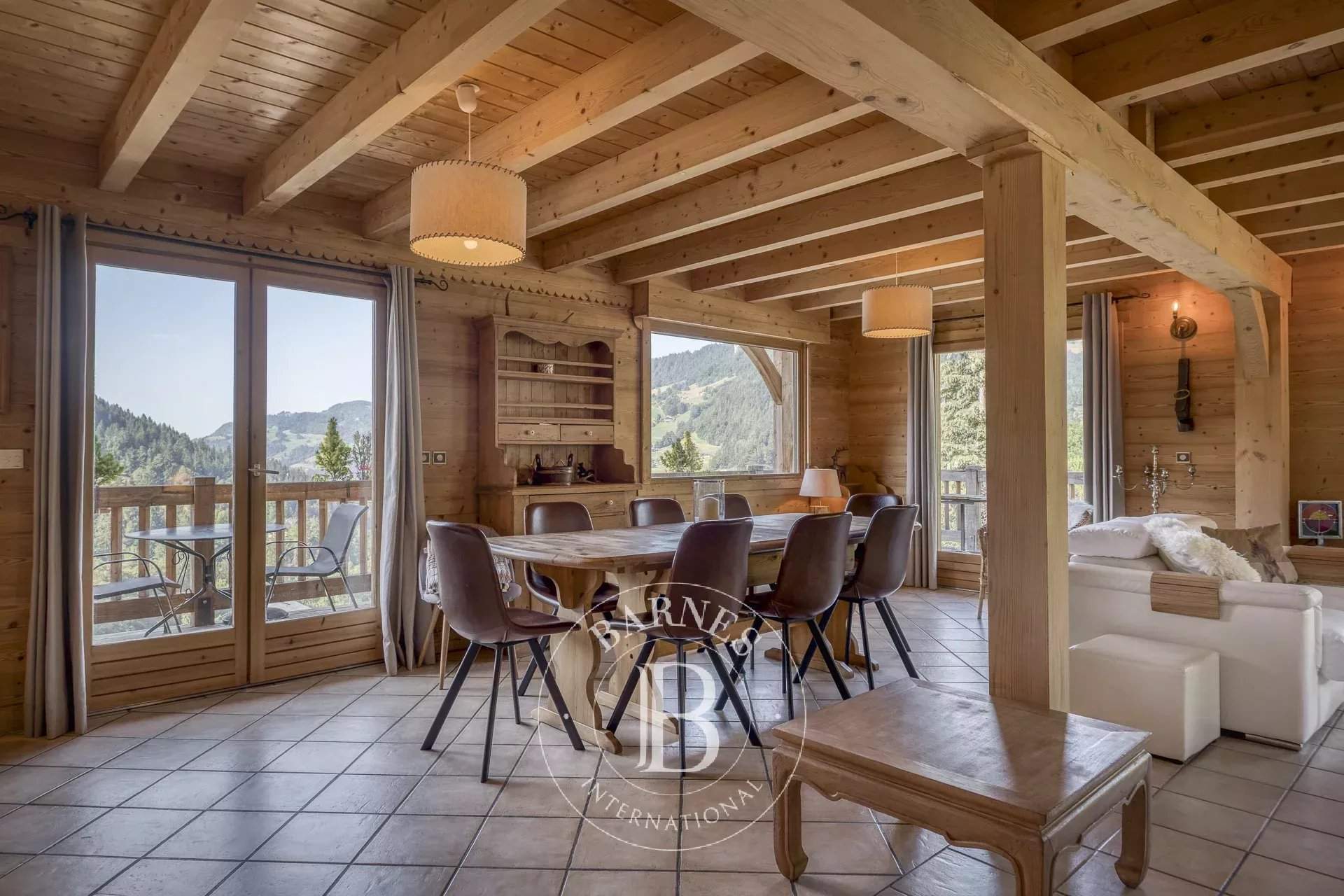 Praz-sur-Arly  - Chalet 7 Pièces 4 Chambres - picture 2