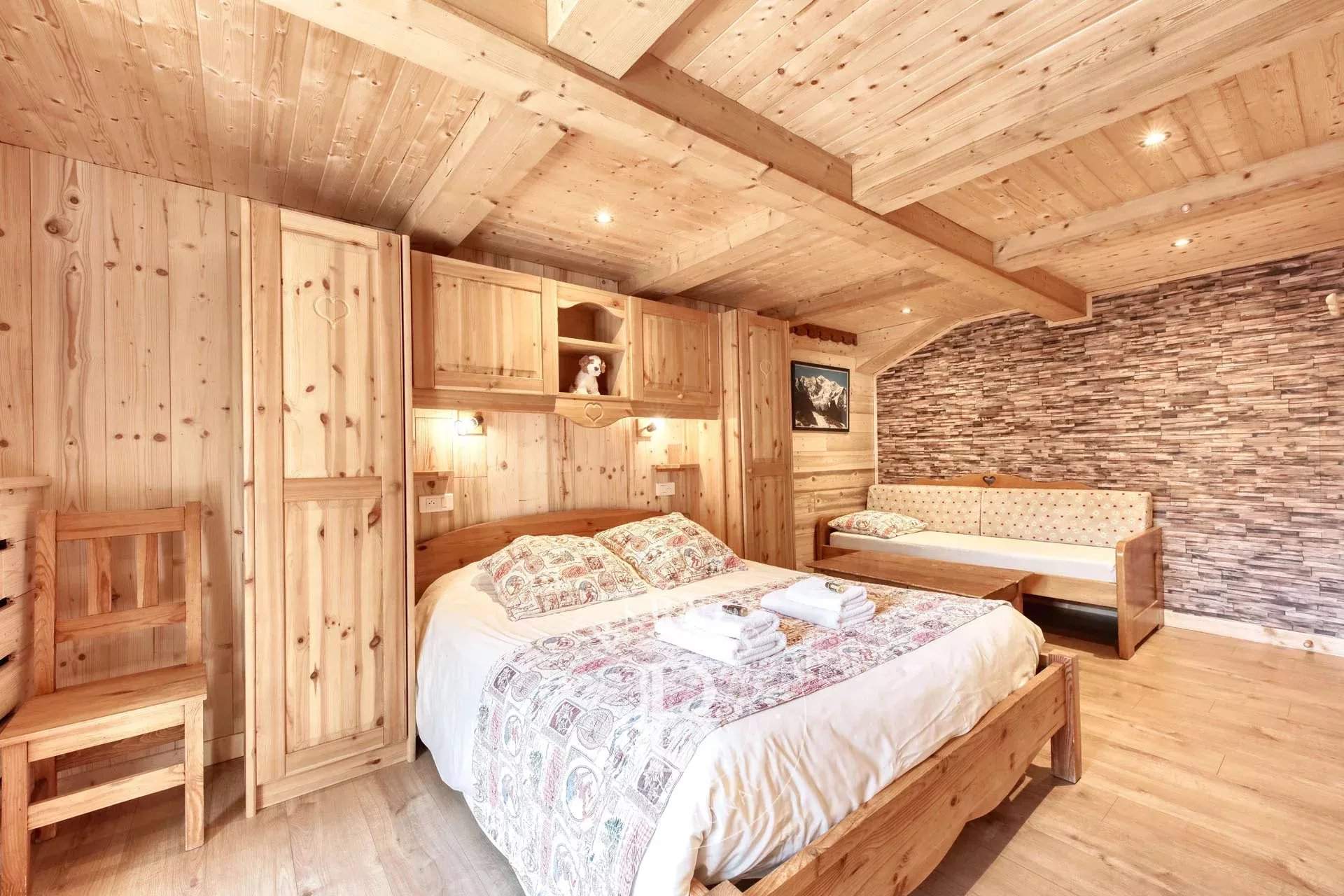 Saint-Gervais-les-Bains  - Maison d'hôtes 15 Pièces 11 Chambres - picture 11