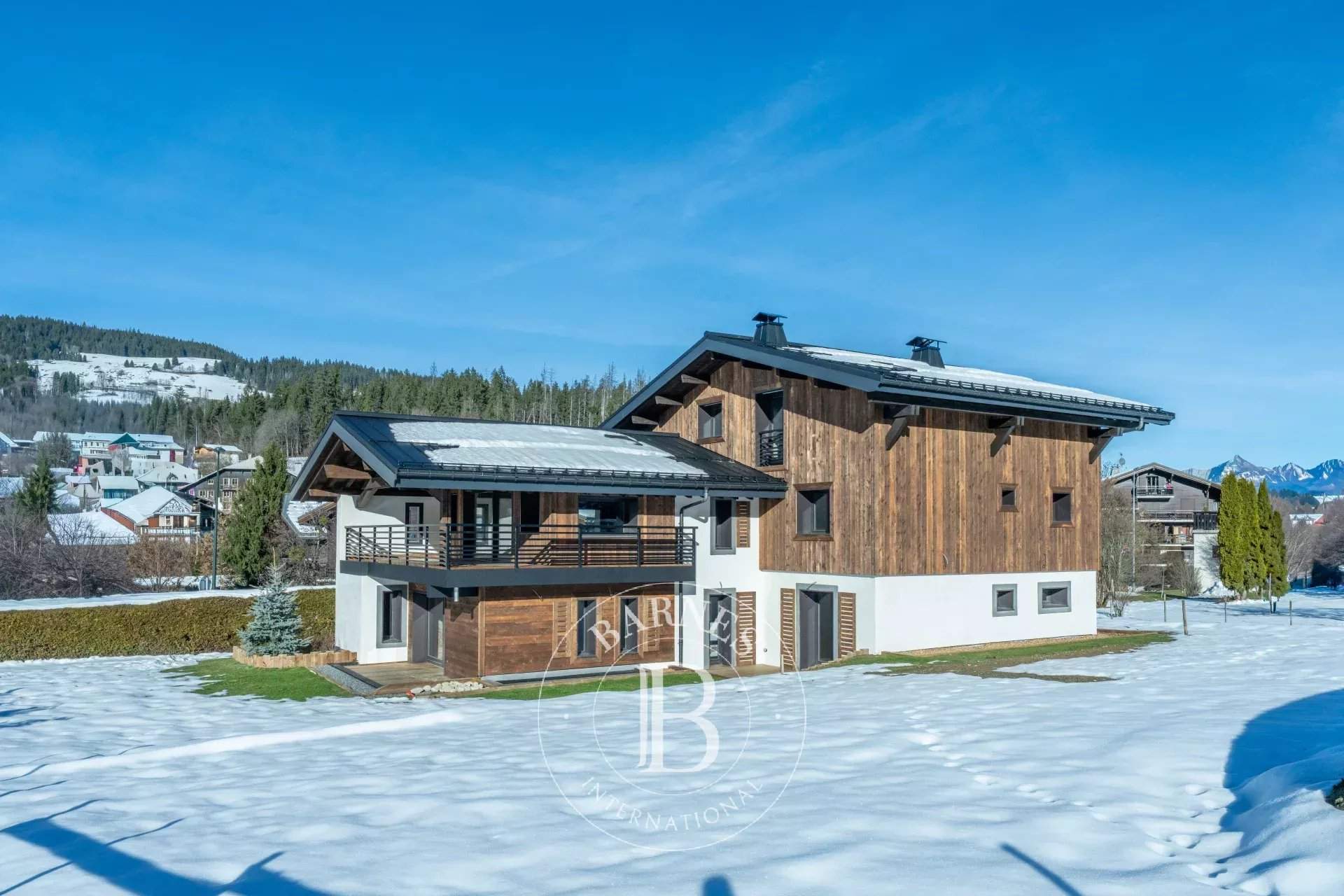 Demi-Quartier  - Chalet 7 Pi&egrave;ces 5 Chambres - picture 9