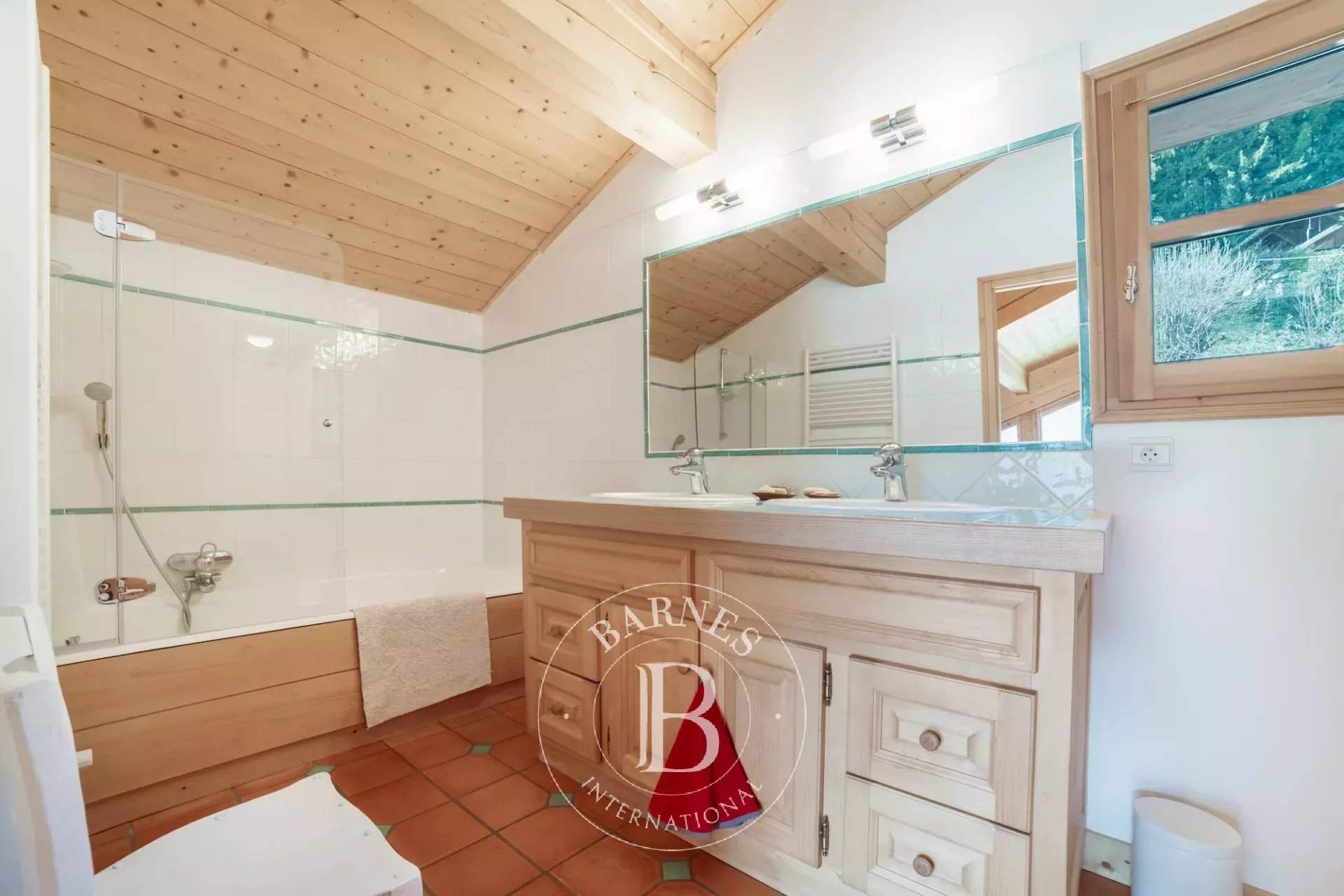 Saint-Gervais-les-Bains  - Chalet 6 Pi&egrave;ces 5 Chambres - picture 16