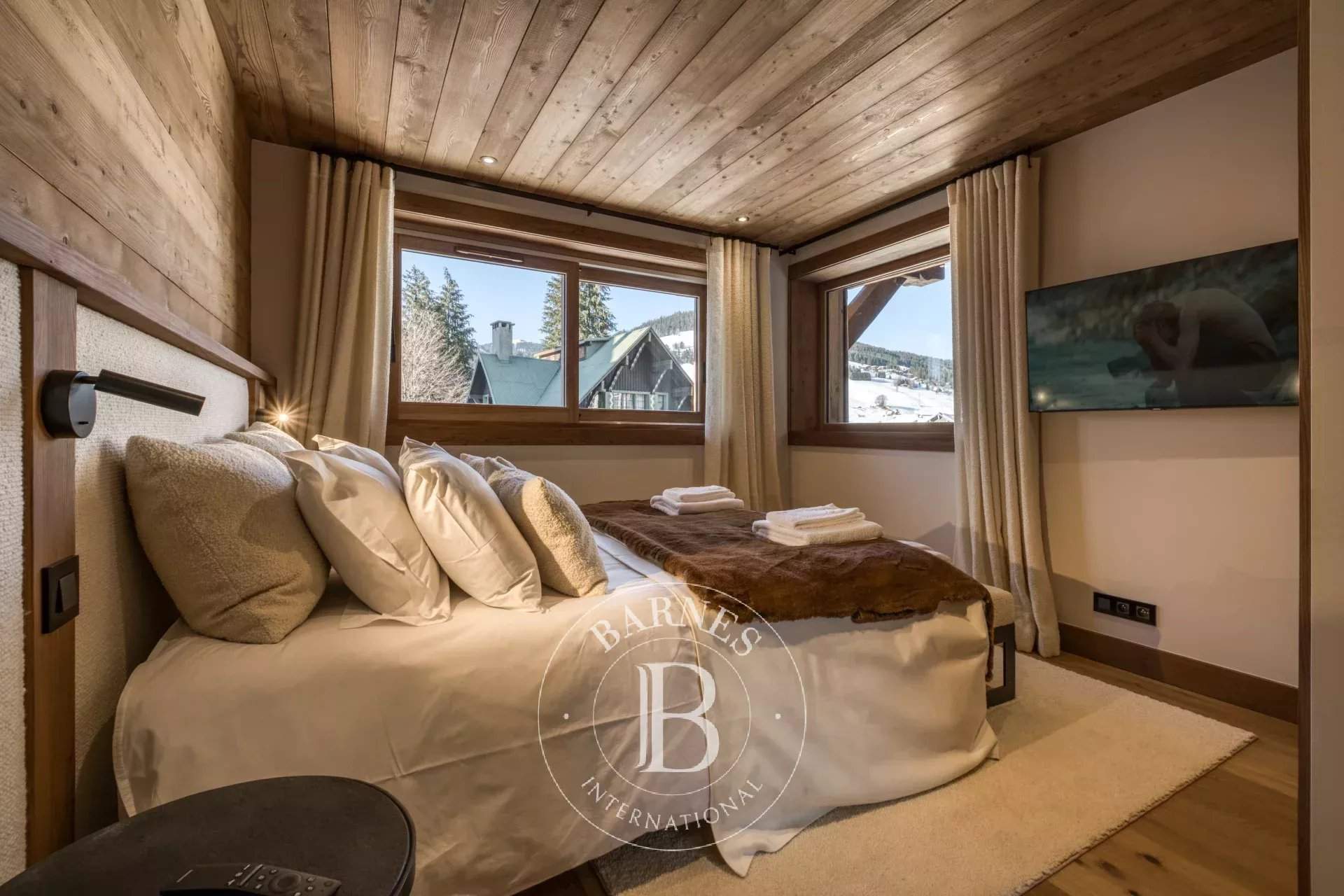 CHALET WHYMPER picture 7