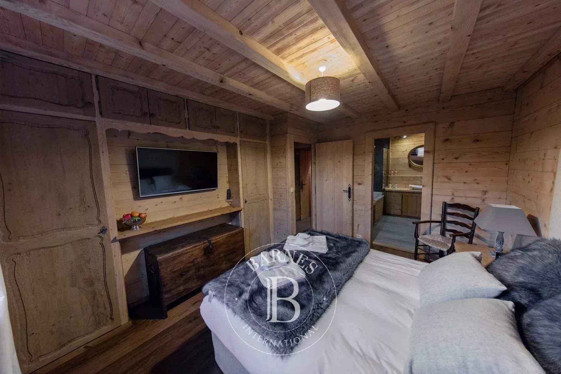 Arâches-la-Frasse  - Chalet 9 Pièces 4 Chambres - picture 6