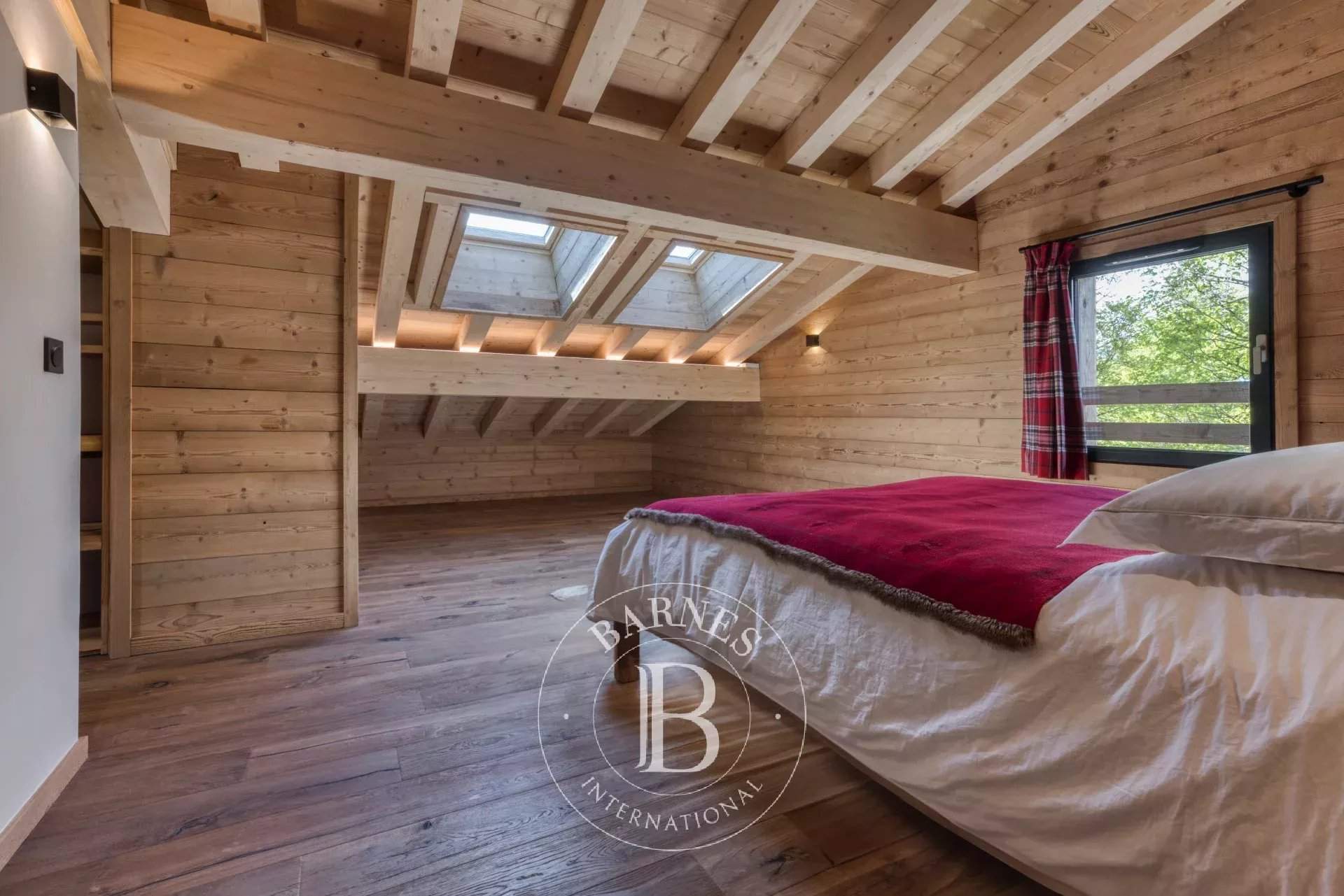 Saint-Gervais-les-Bains  - Chalet 8 Pièces 5 Chambres - picture 11