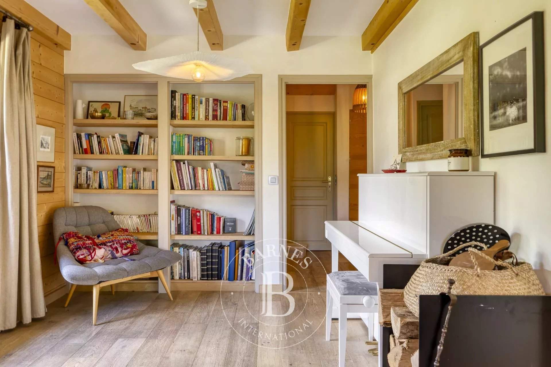 Praz-sur-Arly  - Chalet 8 Pièces 4 Chambres - picture 11
