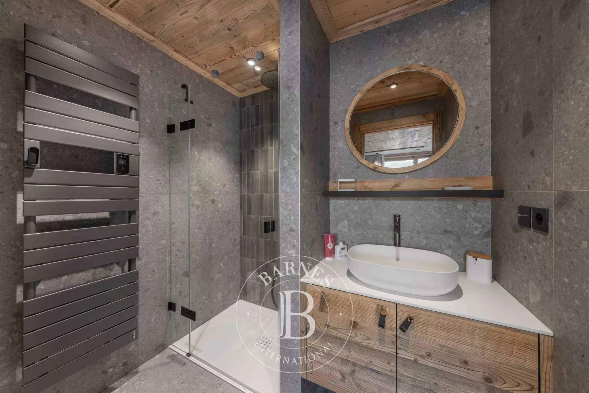 PENTHOUSE NORA picture 16