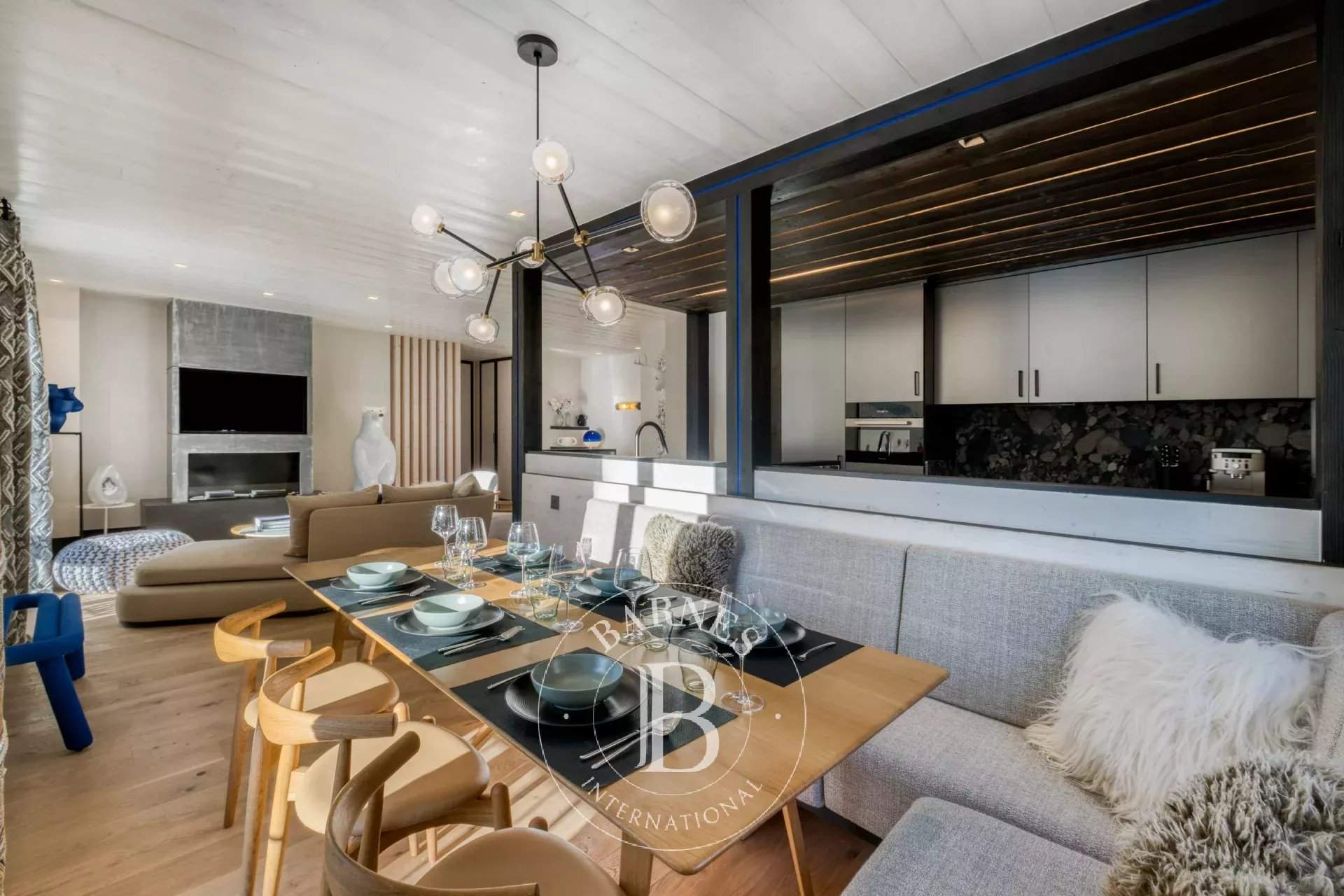 Megève  - Apartment 4 Bedrooms - picture 1