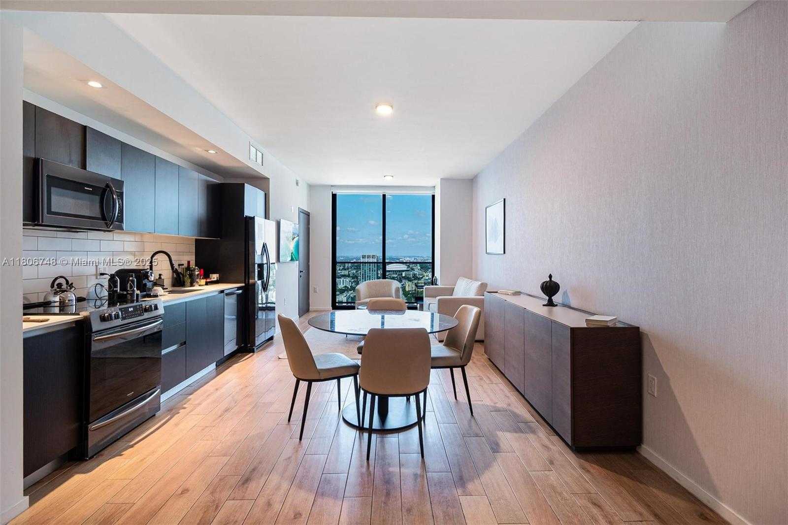 Miami  - Apartment 3 Bedrooms