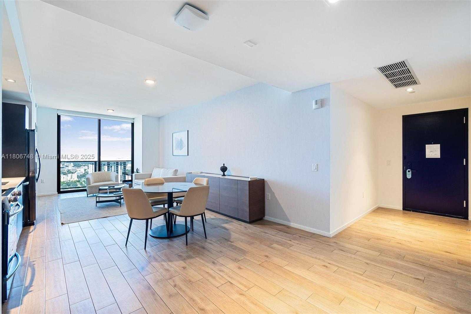 Miami  - Apartment 3 Bedrooms