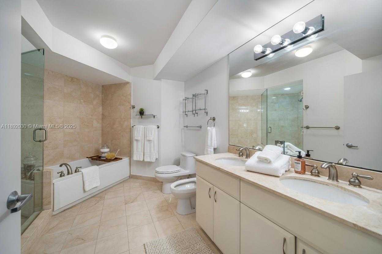 Miami  - Apartment 3 Bedrooms