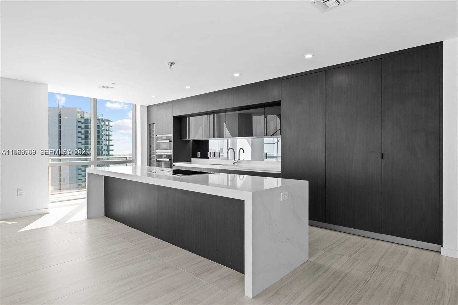 Miami  - Appartement 5 Pi&egrave;ces 4 Chambres