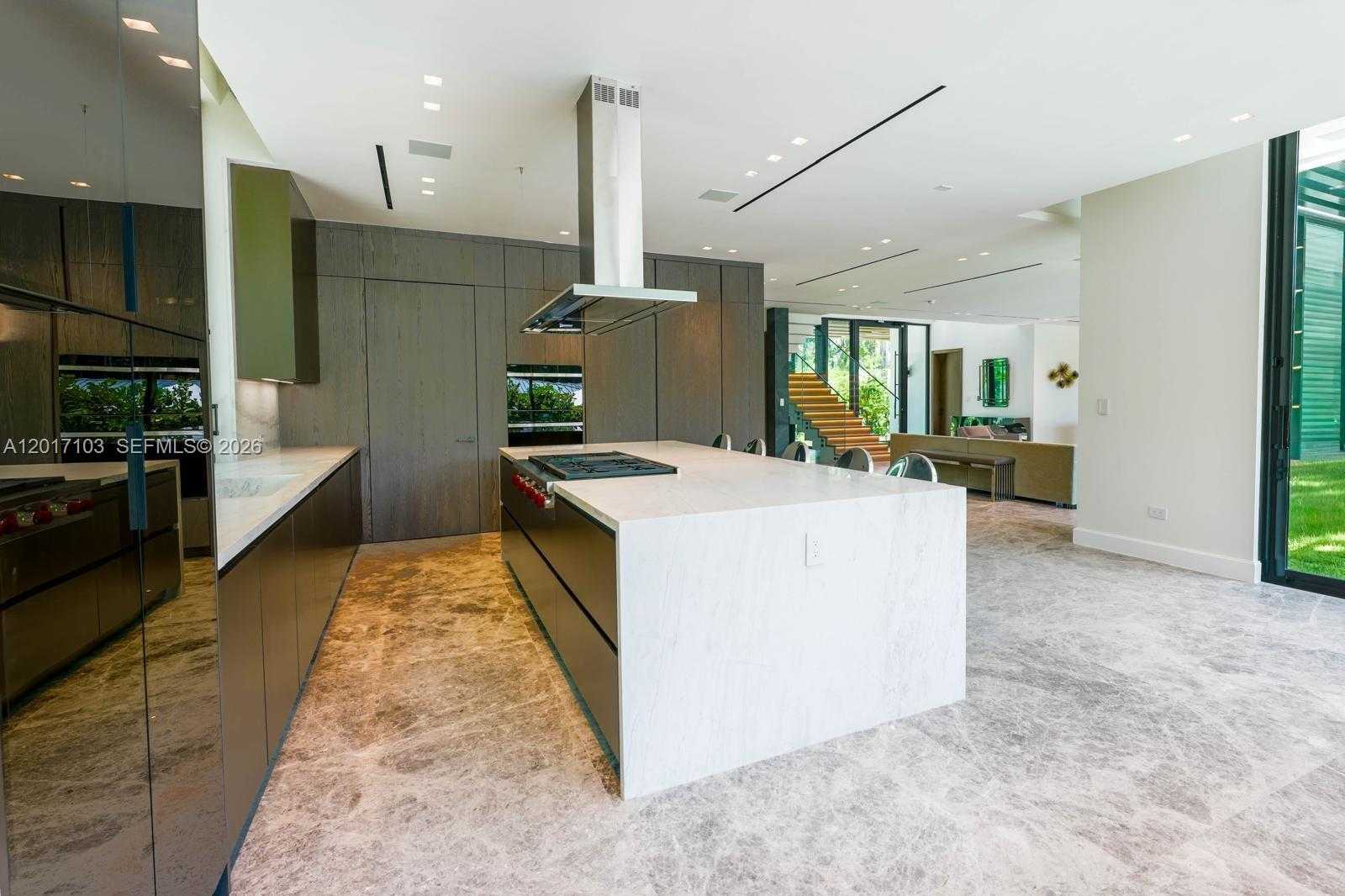 Miami  - Maison 7 Pi&egrave;ces 6 Chambres