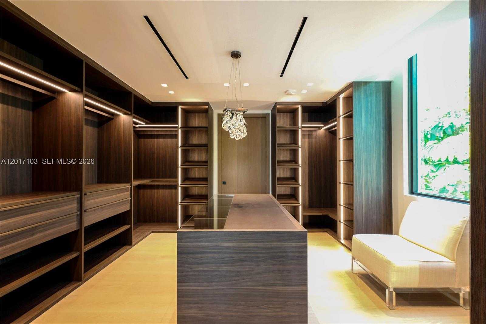 Miami  - Maison 7 Pi&egrave;ces 6 Chambres
