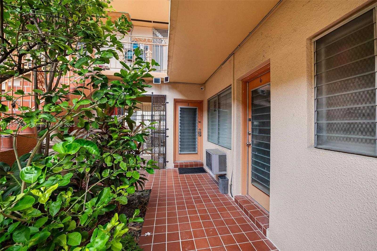 House Miami  -  ref MIA417231381 (picture 2)