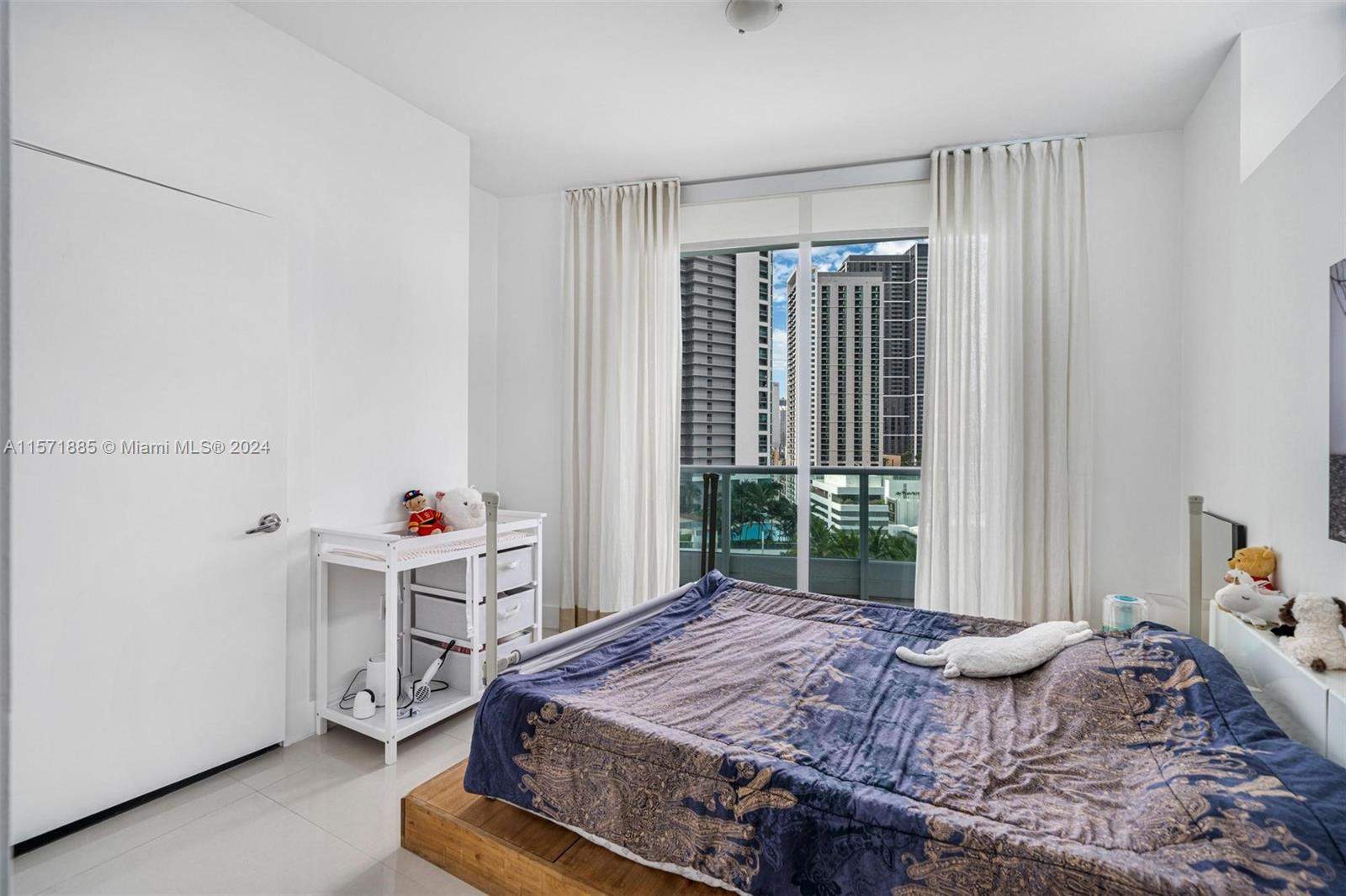 Miami  - Apartment 2 Bedrooms - picture 20