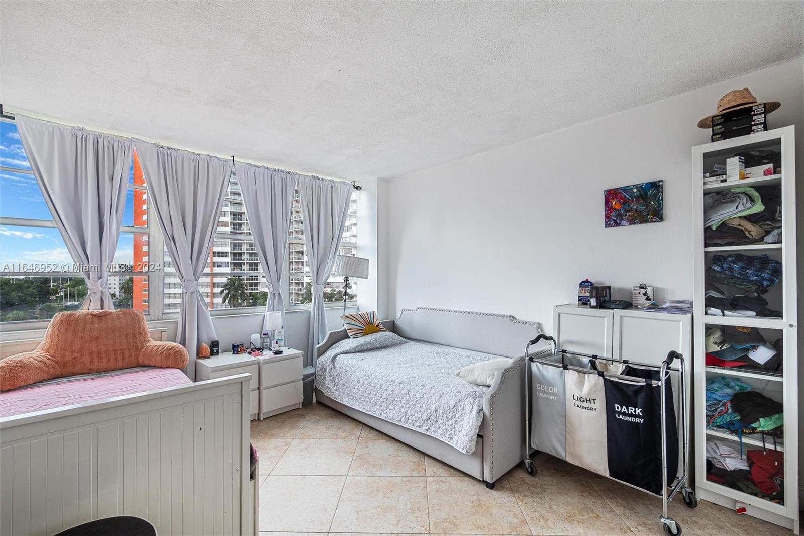 Miami  - Apartment 2 Bedrooms - picture 20