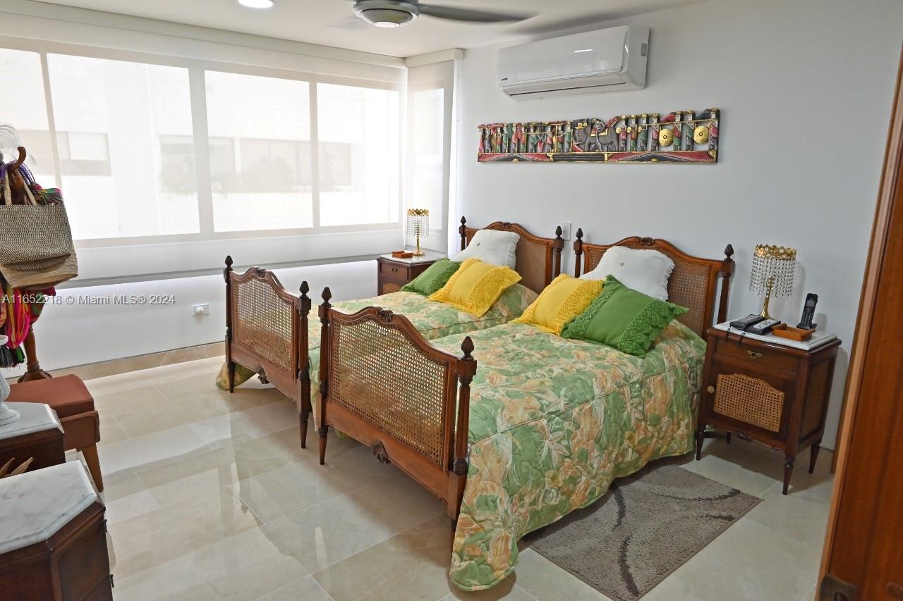 New York  - Apartment 4 Bedrooms - picture 20