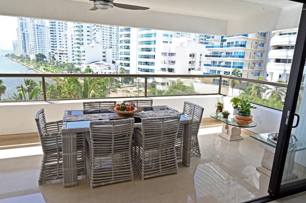 New York  - Apartment 4 Bedrooms - picture 3