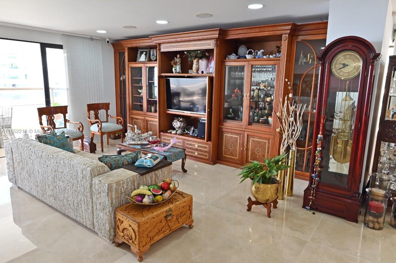 New York  - Apartment 4 Bedrooms - picture 7