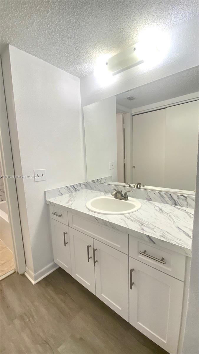 Miami  - Apartment 2 Bedrooms - picture 15