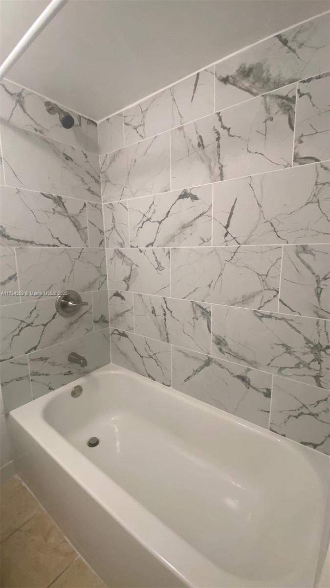 Miami  - Apartment 2 Bedrooms - picture 19