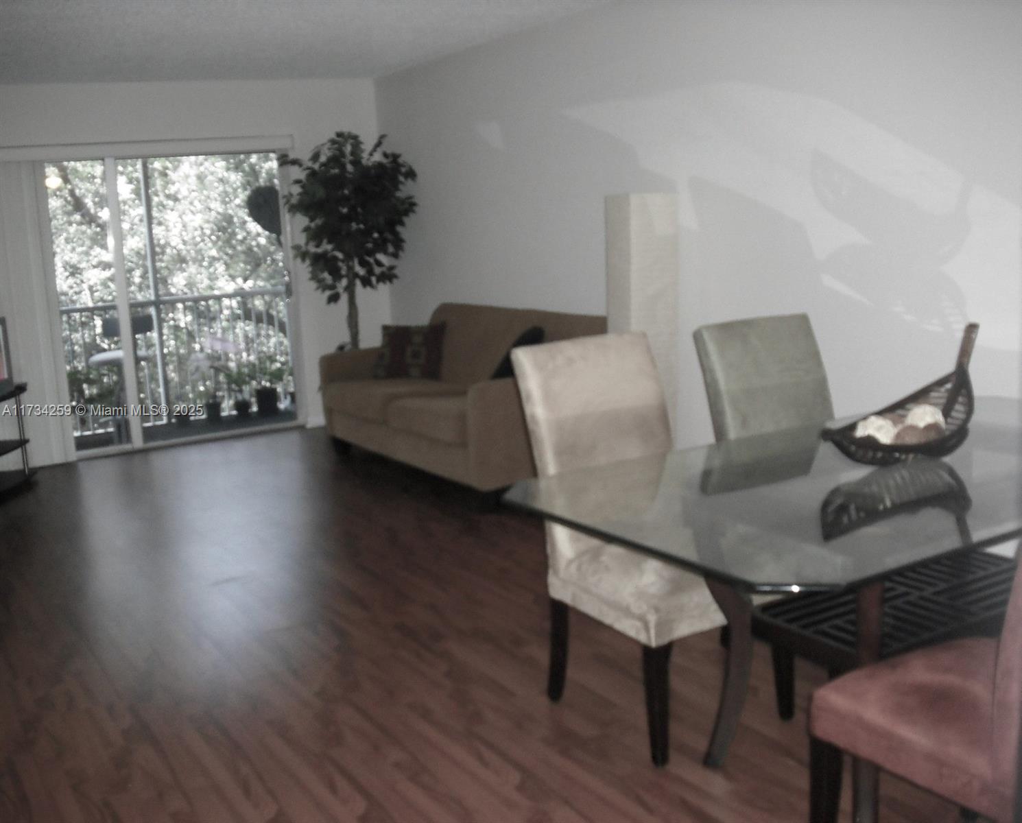 Miami  - Apartment 2 Bedrooms - picture 7