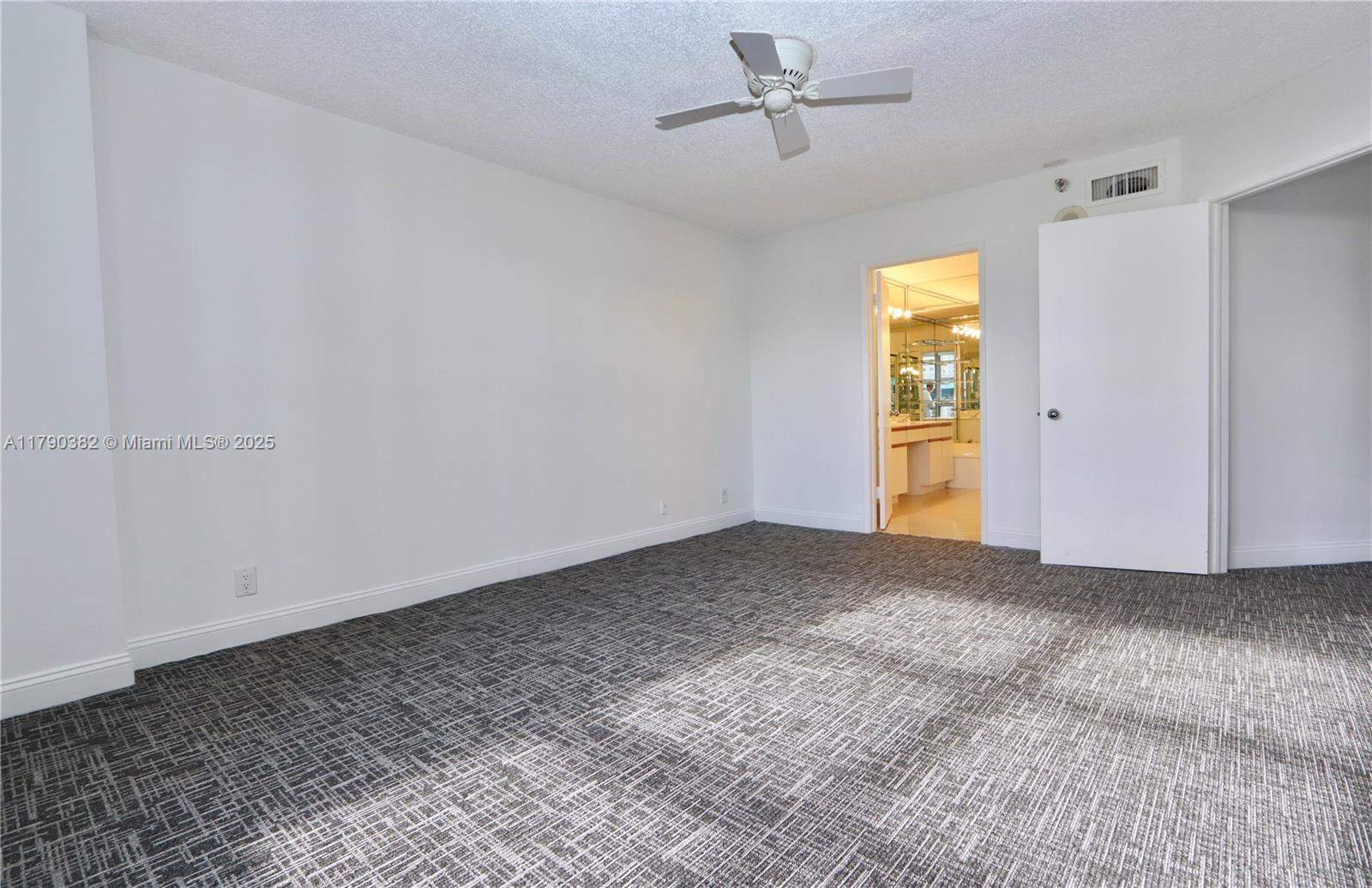 Miami  - Apartment 2 Bedrooms - picture 15