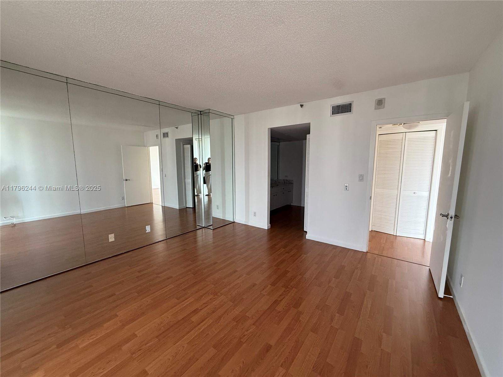 Miami  - Piso 2 Cuartos, 1 Habitacion - picture 15