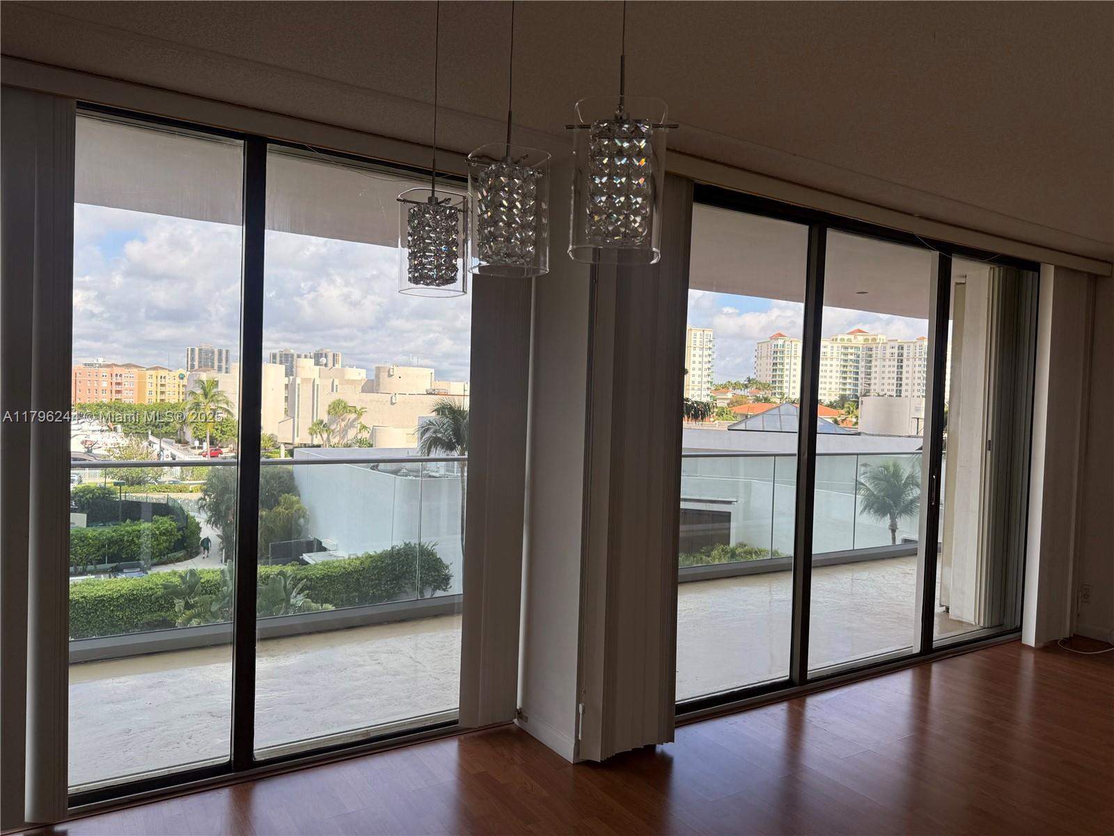 Miami  - Piso 2 Cuartos, 1 Habitacion - picture 4