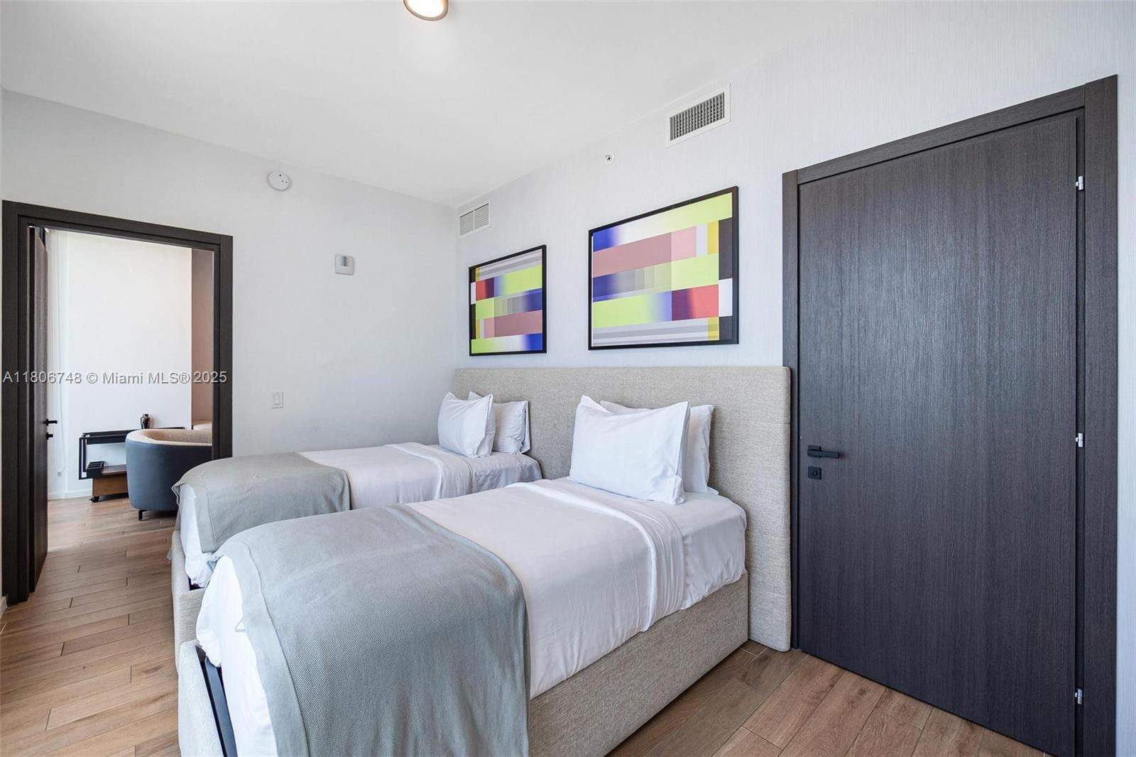 Miami  - Apartment 3 Bedrooms - picture 19