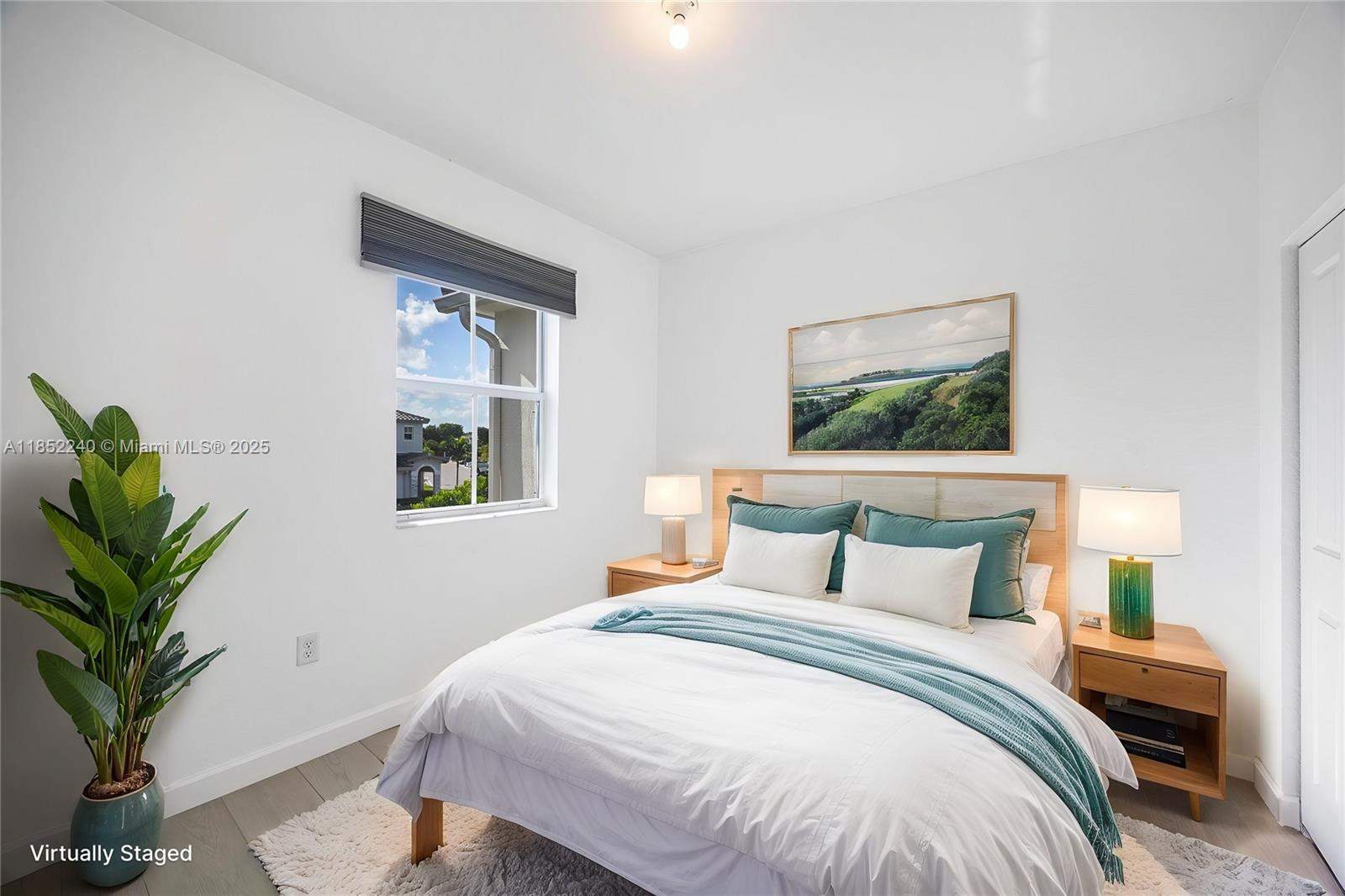 Miami  - House 3 Bedrooms - picture 4