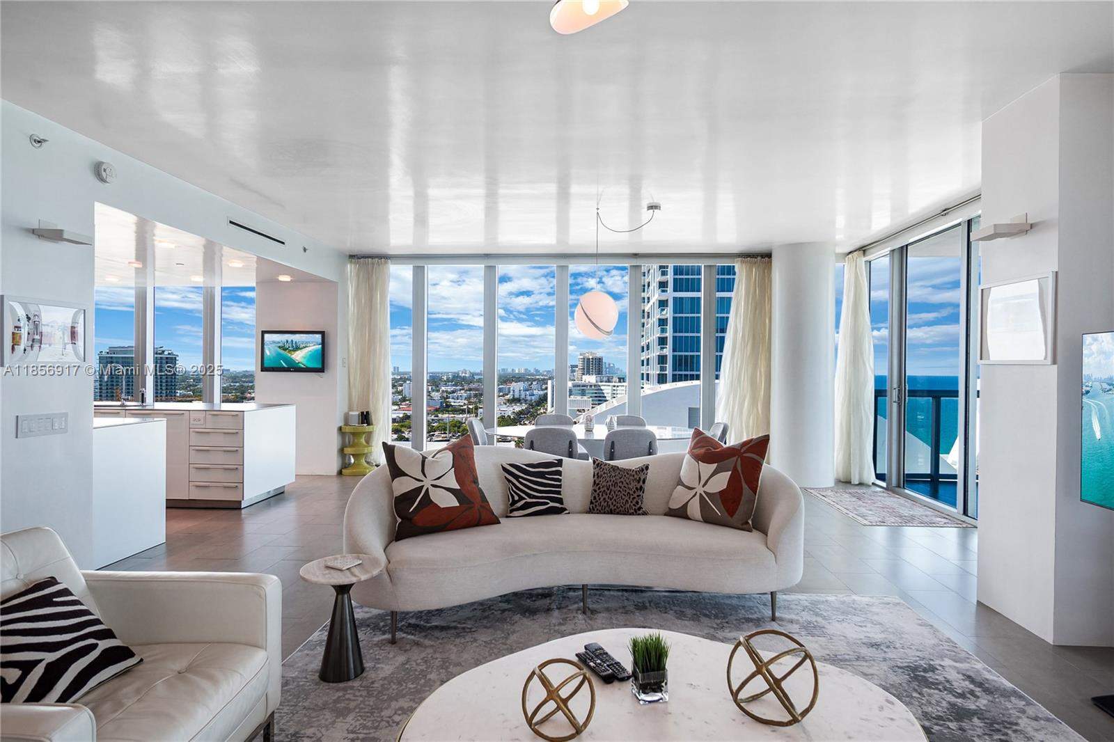 Miami  - Apartment 4 Bedrooms - picture 12