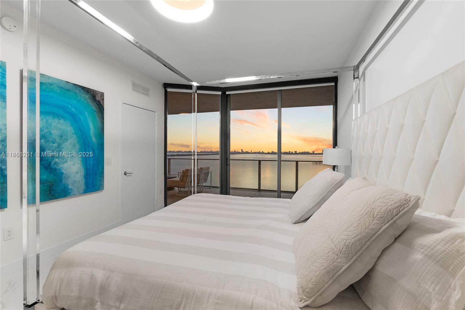 Miami  - Apartment 4 Bedrooms - picture 7