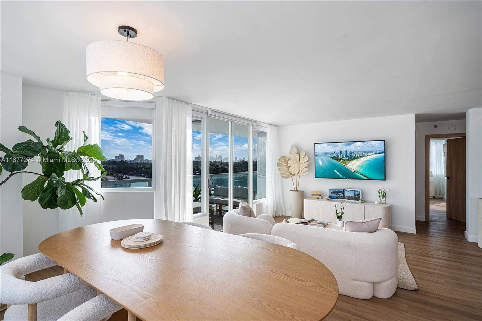 Miami  - Apartment 2 Bedrooms - picture 9