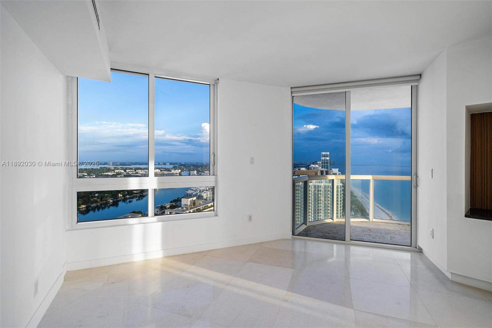 Miami  - Apartment 3 Bedrooms - picture 8