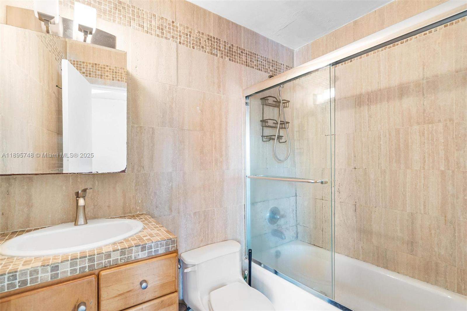 Miami  - Apartment 2 Bedrooms - picture 12