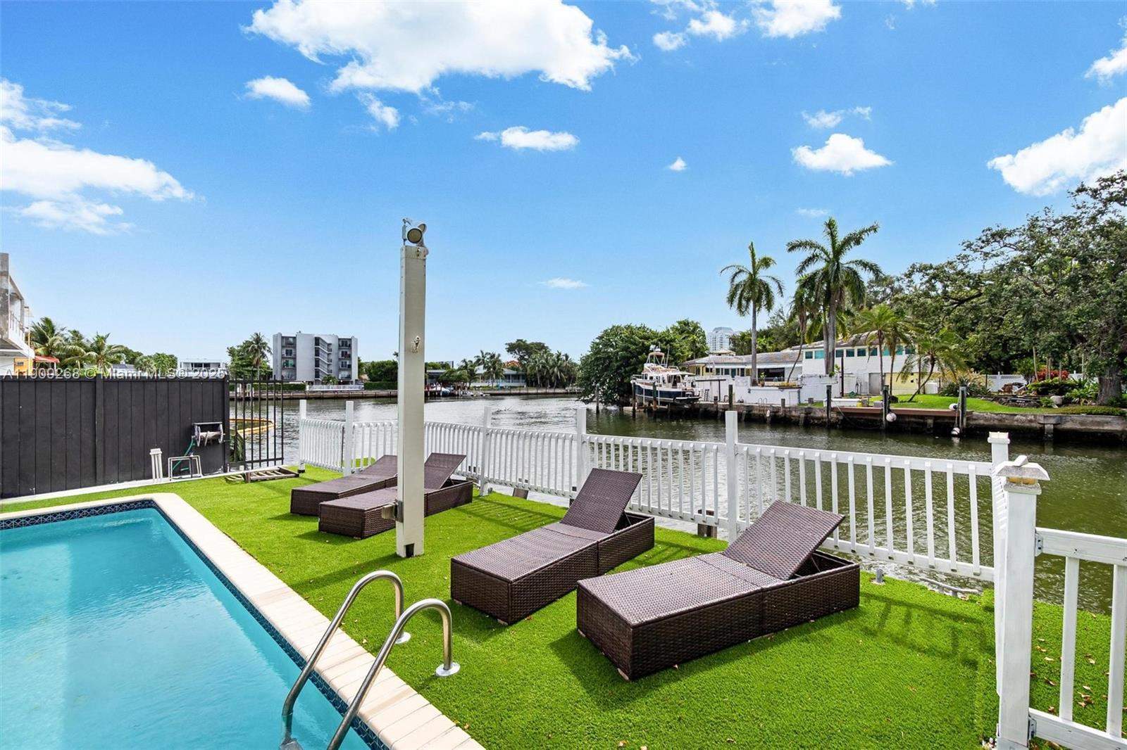 Miami  - House 4 Bedrooms - picture 8