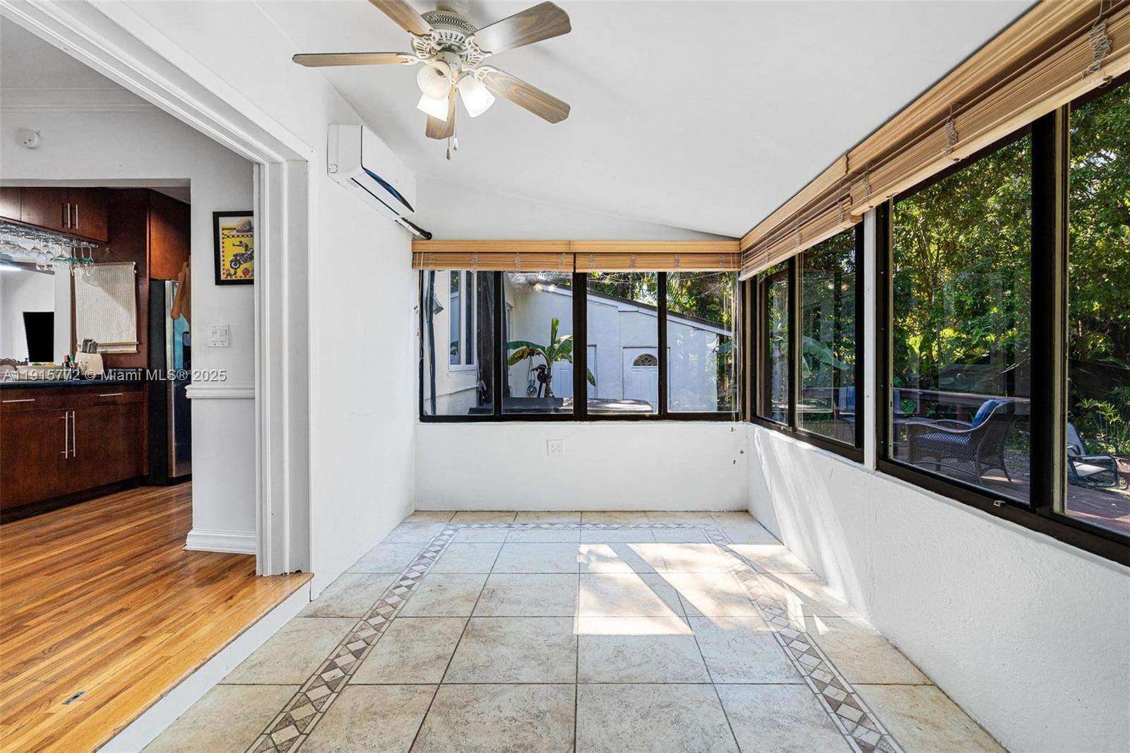 Miami  - House 3 Bedrooms - picture 14