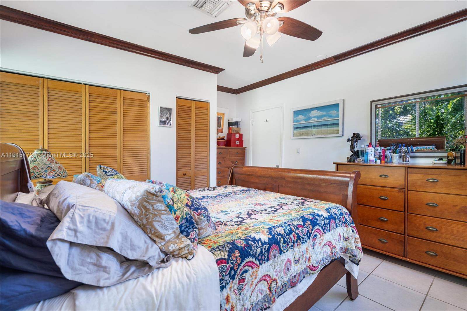 Miami  - House 3 Bedrooms - picture 16