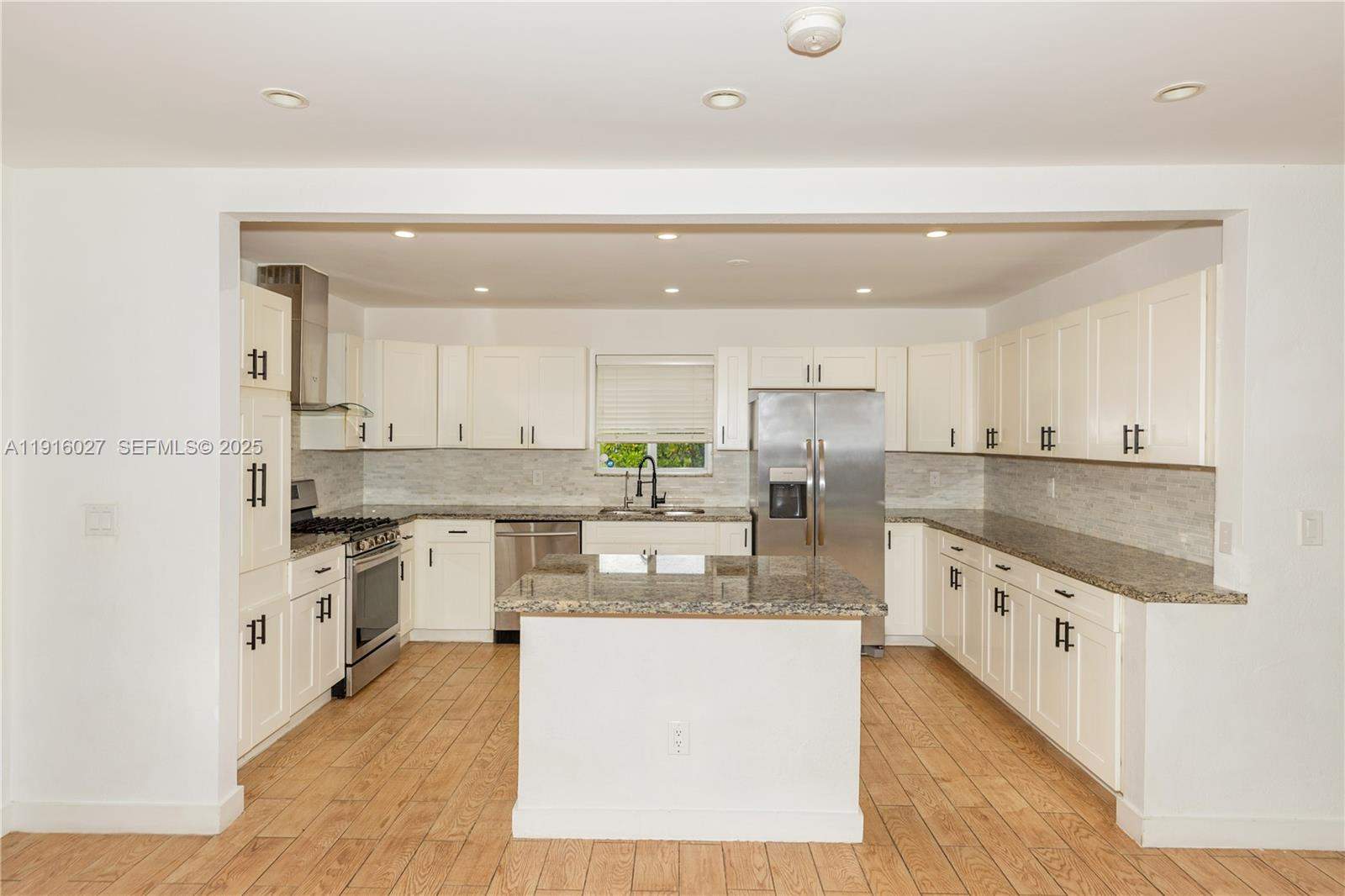 Miami  - Maison 5 Pi&egrave;ces 4 Chambres - picture 15