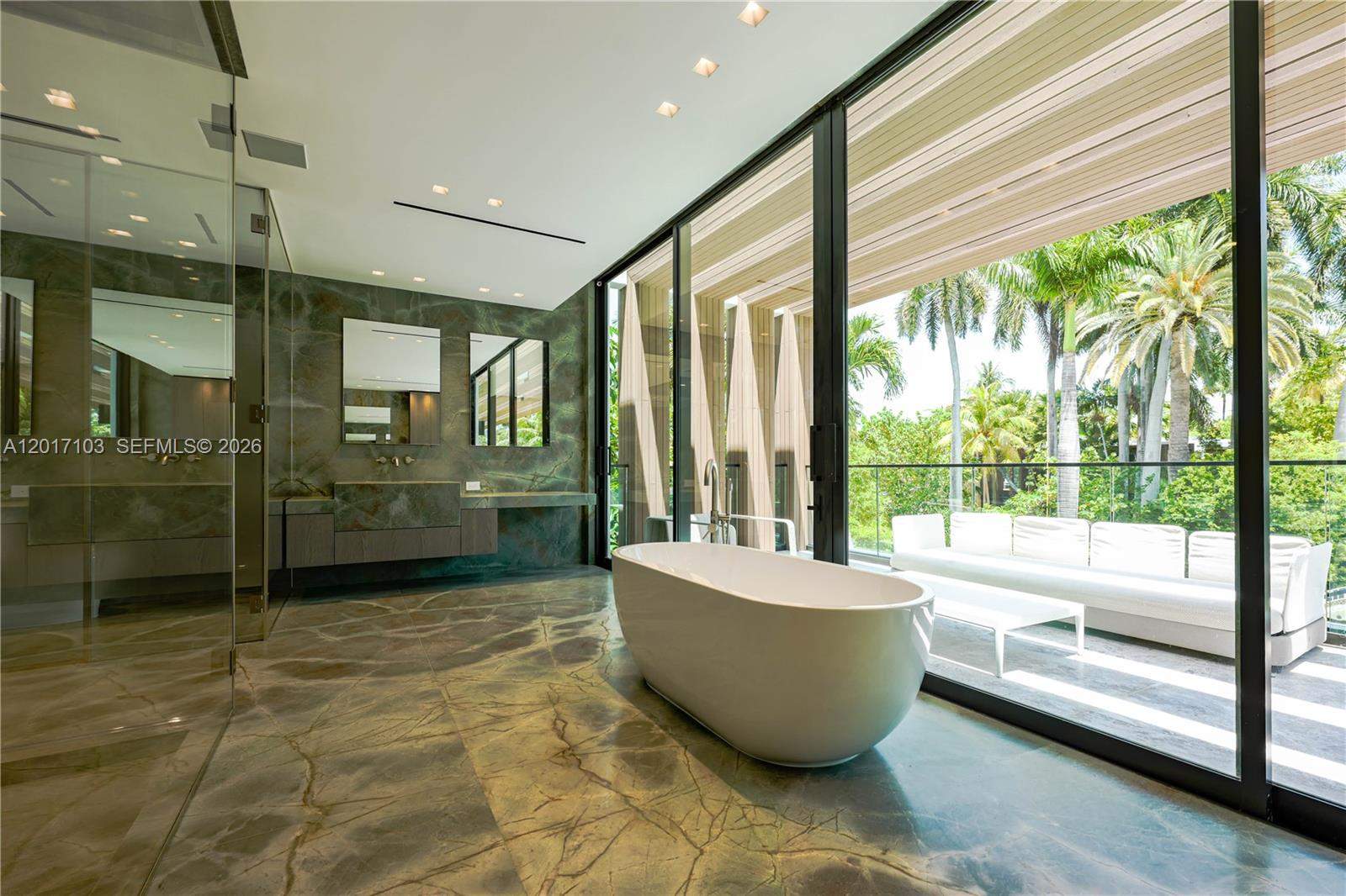 Miami  - Maison 7 Pi&egrave;ces 6 Chambres - picture 11