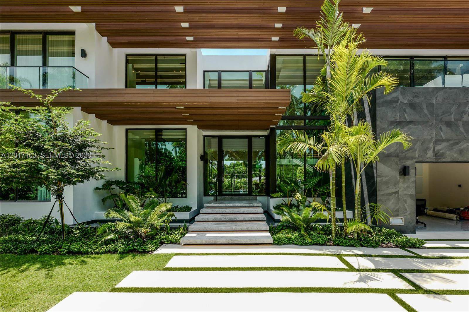 Miami  - Maison 7 Pi&egrave;ces 6 Chambres - picture 12