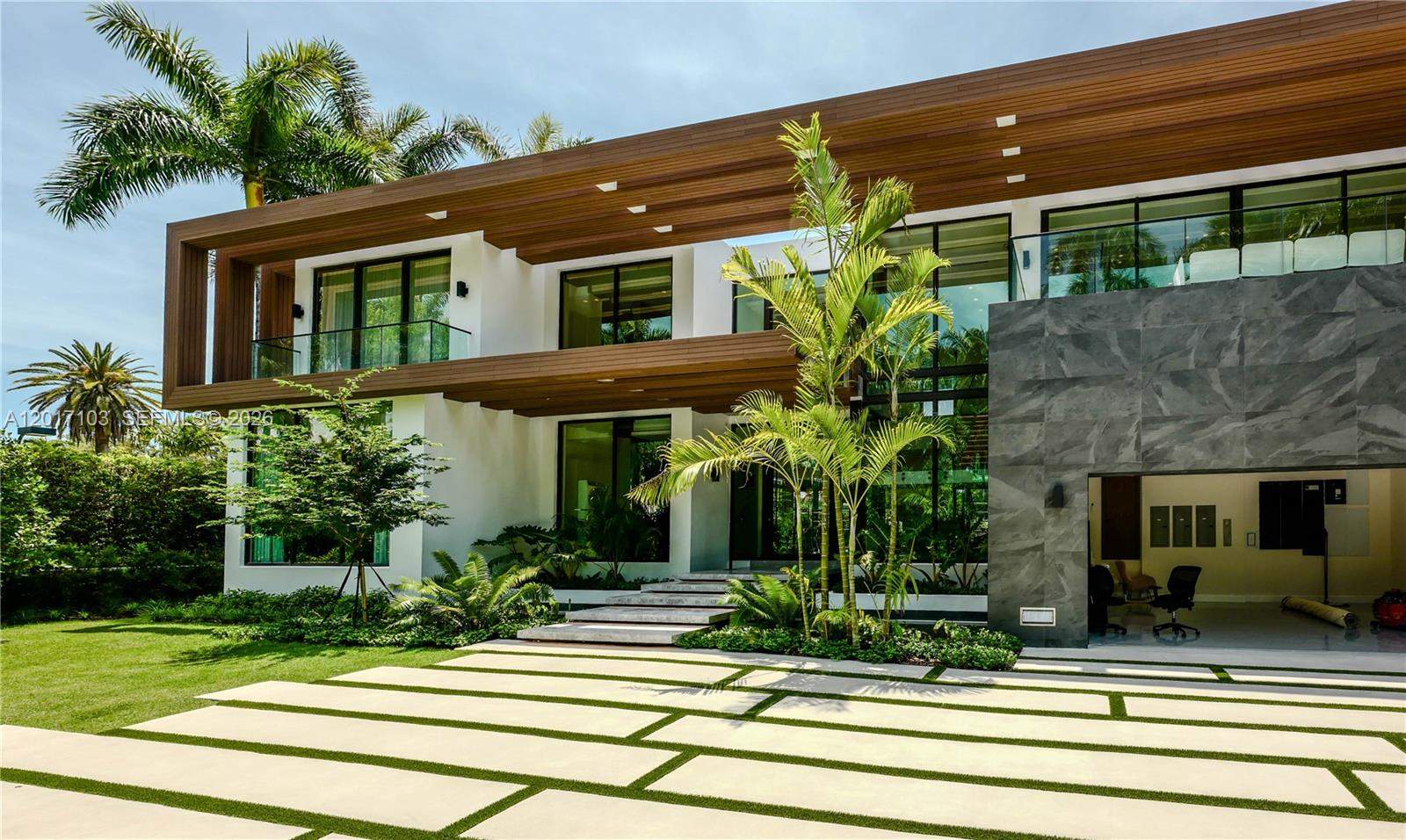 Miami  - Maison 7 Pi&egrave;ces 6 Chambres - picture 14